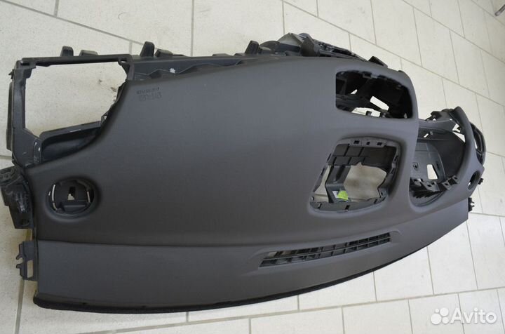 Торпедо панель приборов Рено Флюенс