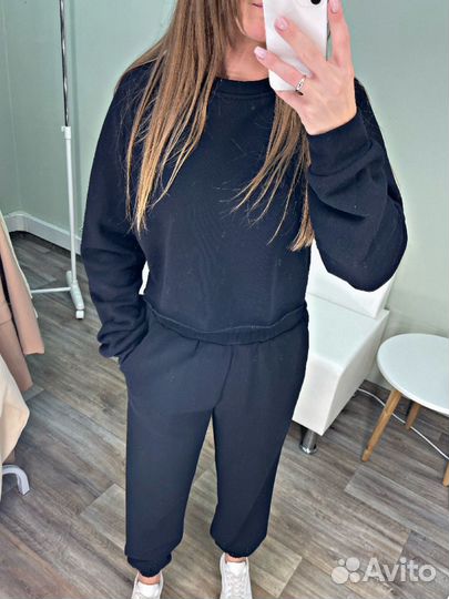 Спортивный костюм женский