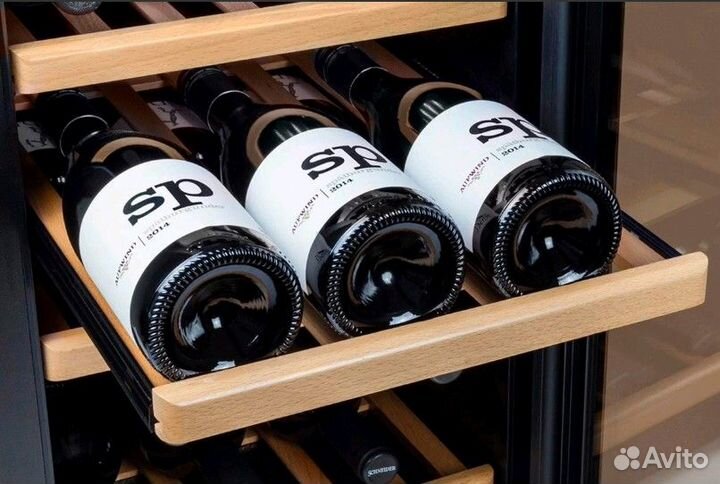 Винный шкаф. Холодильник для вина