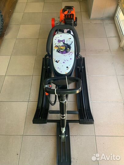 Снегокат с мотором (мотоснегокат)