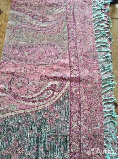 Шарфы и палантины