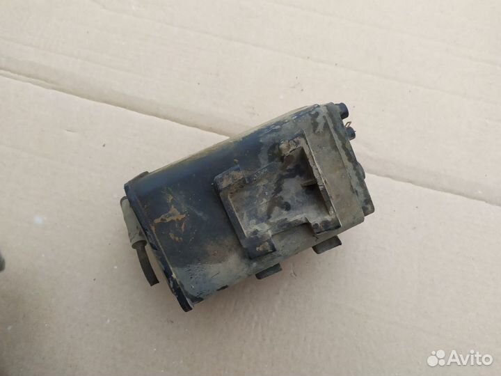 Адсорбер Мицубиси Лансер 9