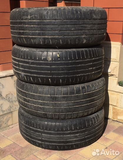 Winter Tact WT 70 215/55 R17