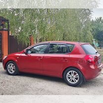 Kia Ceed 1.6 AT, 2009, 207 776 км, с пробегом, цена 690 000 руб.