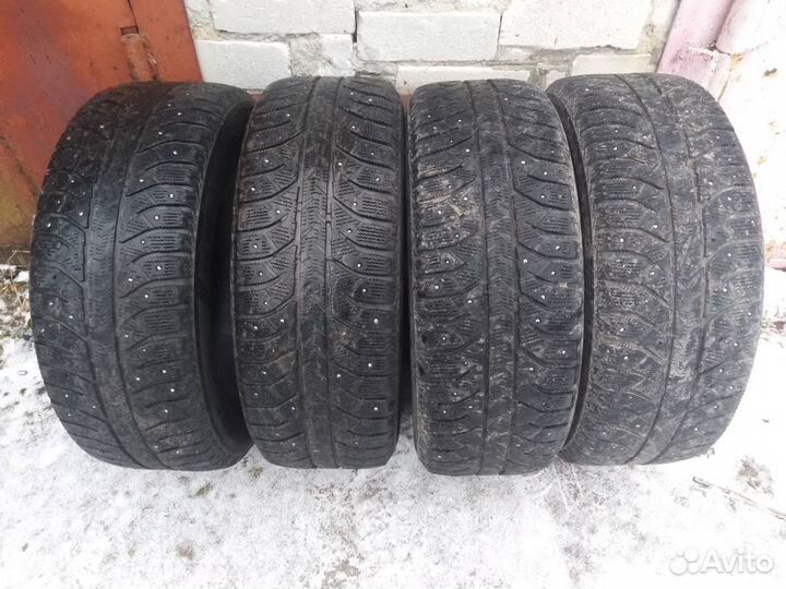Bridgestone Ice Cruiser 7000 205/60 R16