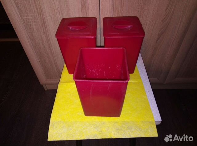 Емкость пластиковая для сыпучих продуктов