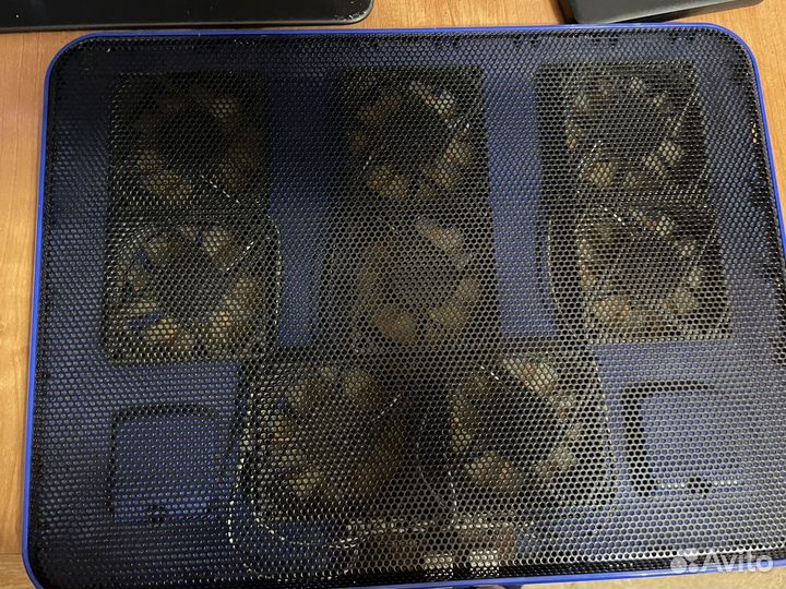 Подставка с охлаждением для ноутбука