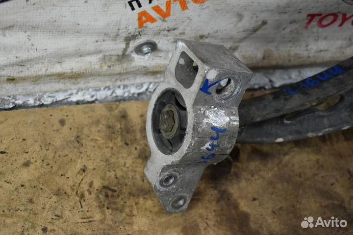 Рычаг подвески передний правый Volkswagen Touran 1