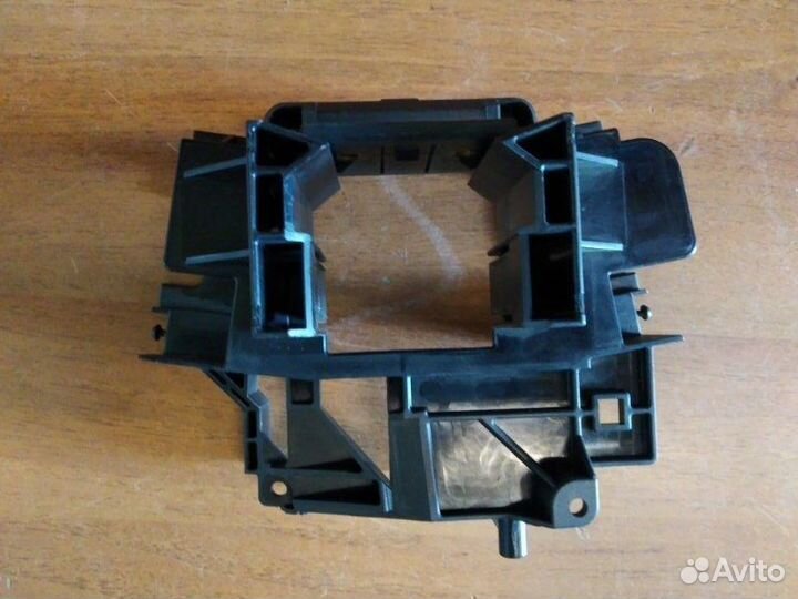 Кронштейн подрулевого переключателя Ford Focus Ii