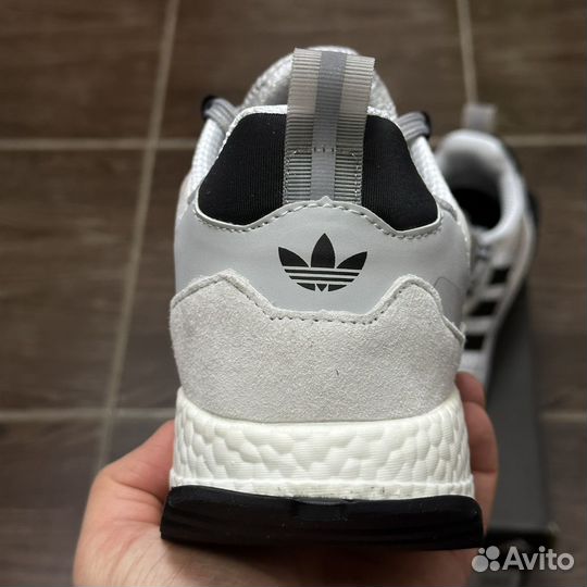 Кроссовки Adidas ZX 1000