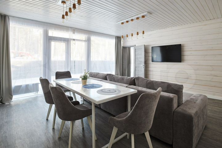 1-к. квартира, 70 м², 1/2 эт.