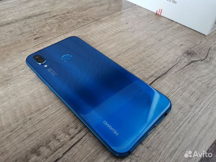 HUAWEI P20 Lite, 4/64 ГБ