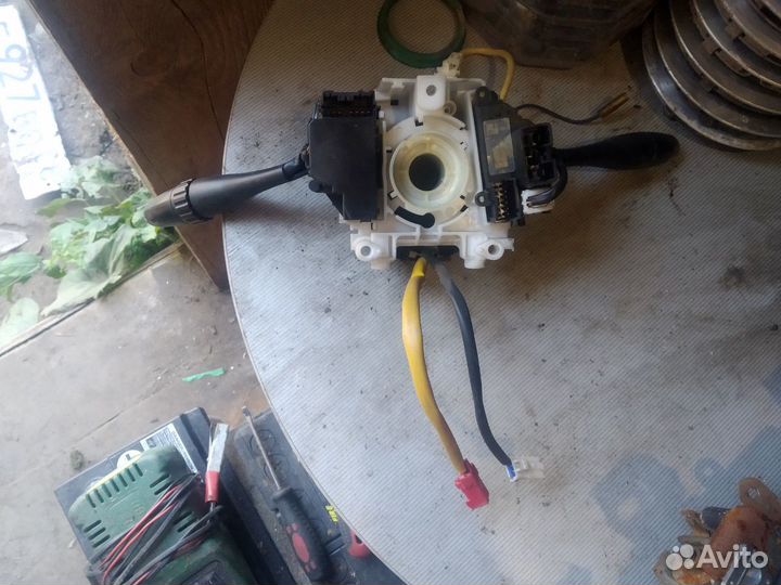 Стрекоза mitsubishi carisma