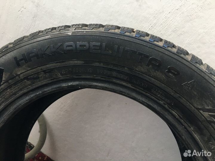 Nokian Tyres Hakkapeliitta 8 235/55 R17