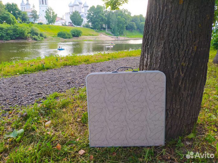 Складной туристический стол