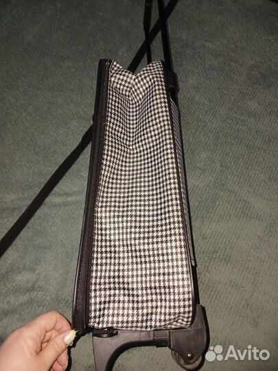 Сумка чемодан на колесах