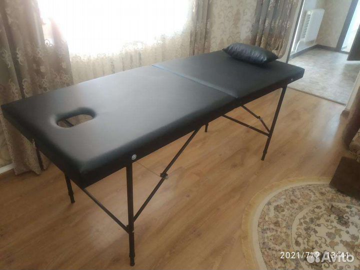 Массажный стол