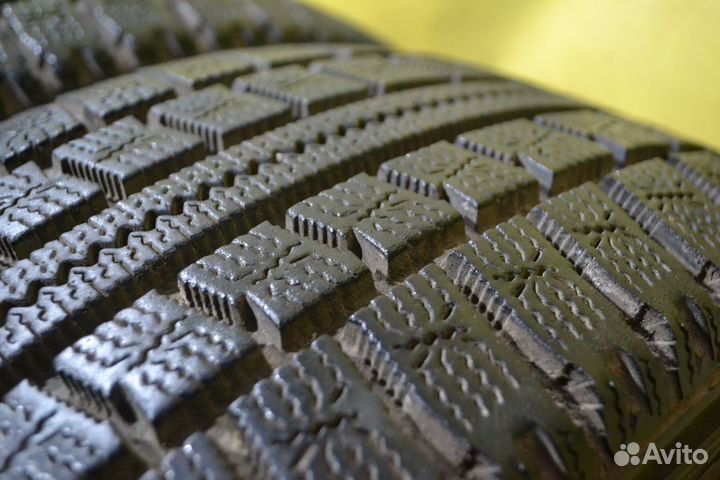 Toyo Observe Garit G30 205/55 R16