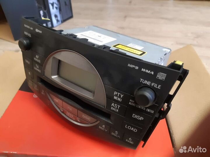 Штатная магнитола Toyota rav4 c 2005-2008 год