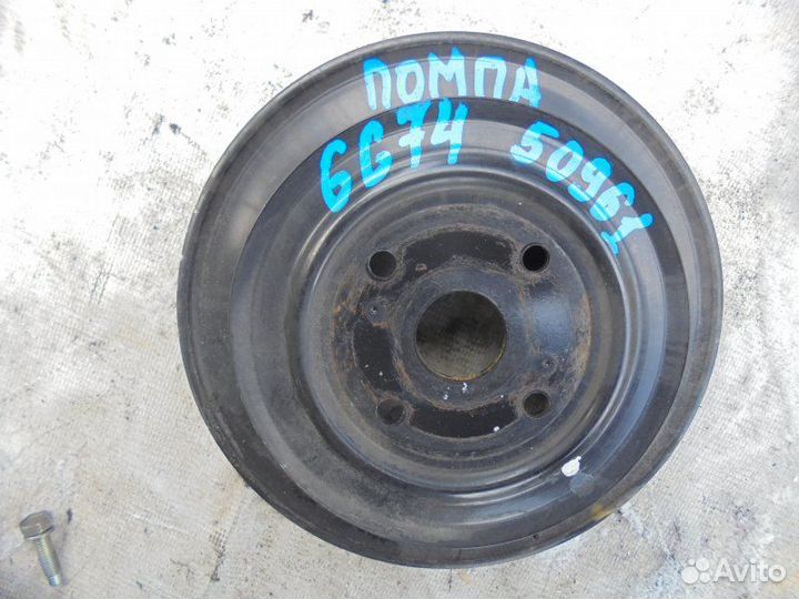 Шкив помпы Mitsubishi Challenger K99 6G74 1999/2