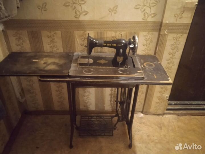 Швейная машинка