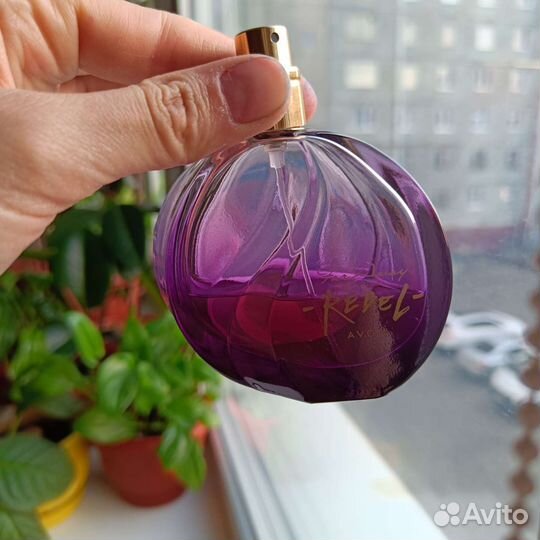 Avon Far Away Rebel парфюм