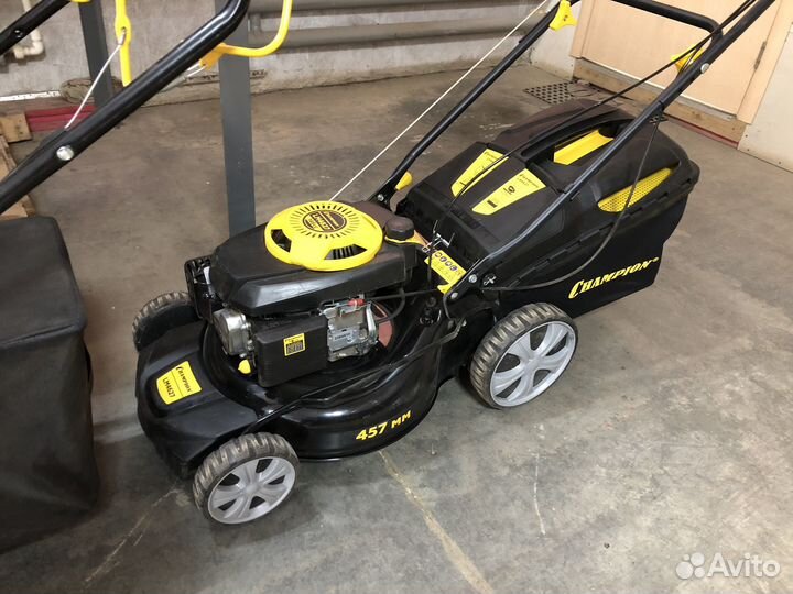 Бензиновые газонокосилки