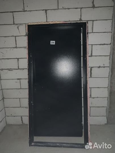 Дверь входная металлическая