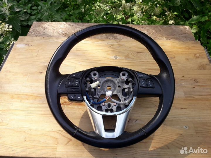 Рулевое колесо Mazda CX-5