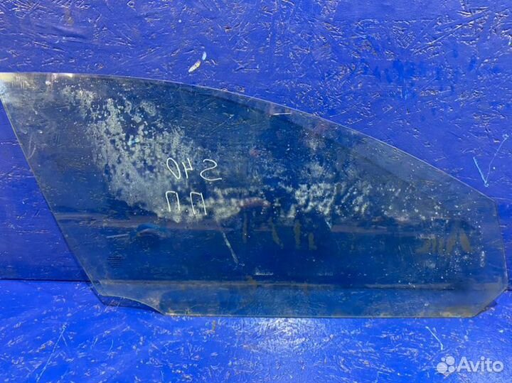 Стекло двери переднее правое Volvo S40 MS B4204S3