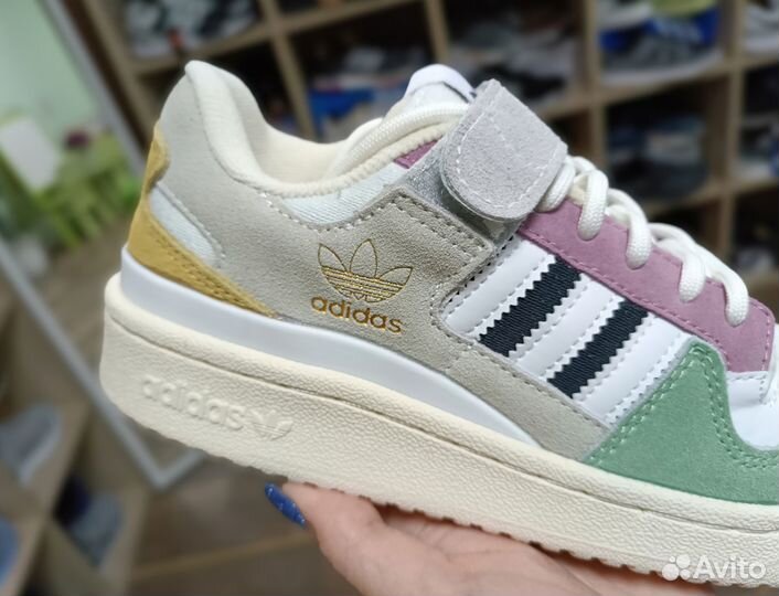 Кроссовки женские Adidas Forum 37-41