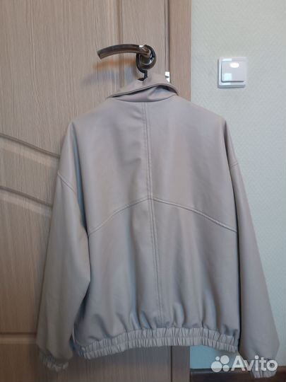 Женская верхняя одежда куртки