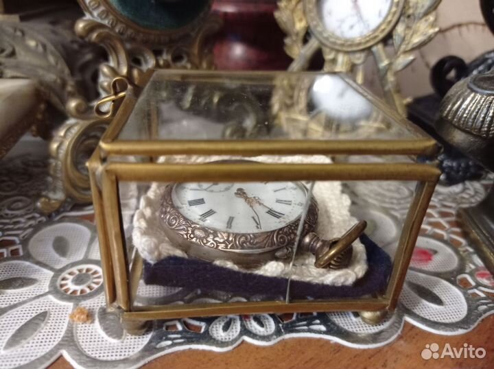 Старинные карманные часы. Серебро