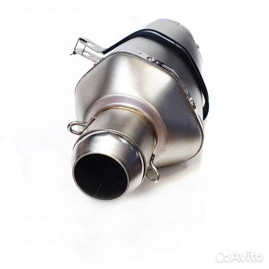 Универсальный прямоточный глушитель Akrapovic мат