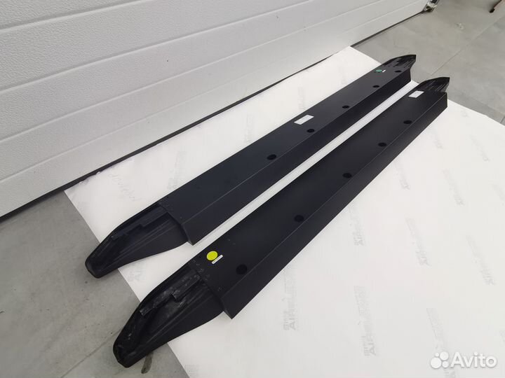 Боковые подножки Lexus RX 2023. PW38848000