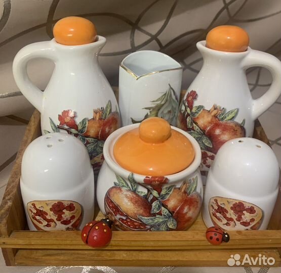 Набор баночек для специй