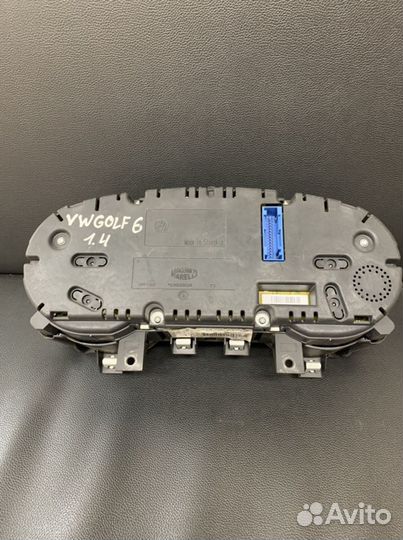 Приборная панель Volkswagen golf 6