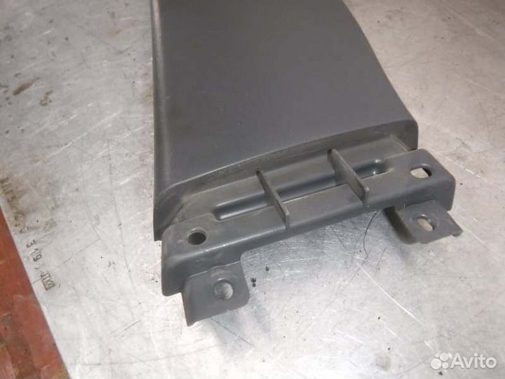 Накладка стойки правая Toyota Lc Prado 120 1GR