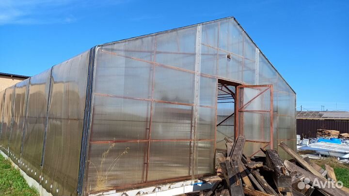 Металлический каркас зимней теплицы