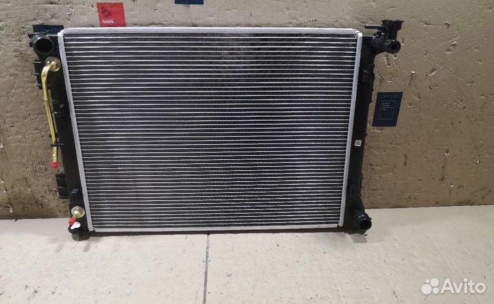 Радиатор двс kia optima 2.4 2017 год