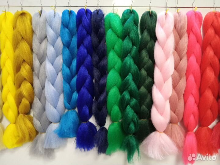 Канекалон однотонный