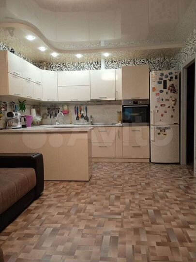 2-к. квартира, 59 м², 1/10 эт.