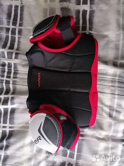 Детский хоккейный нагрудник bauer vapor размер m