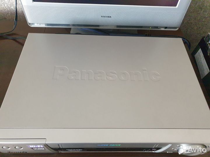 Видеомагнитофон Panasonic NV-FJ630
