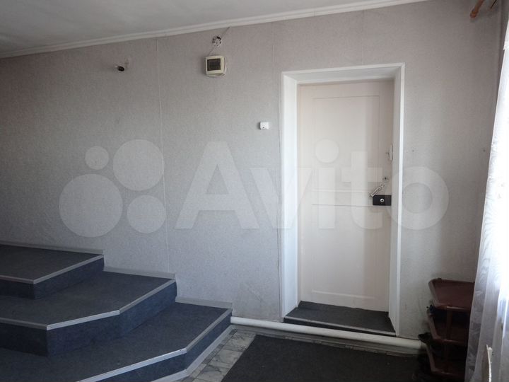 Дом 196 м² на участке 6 сот.