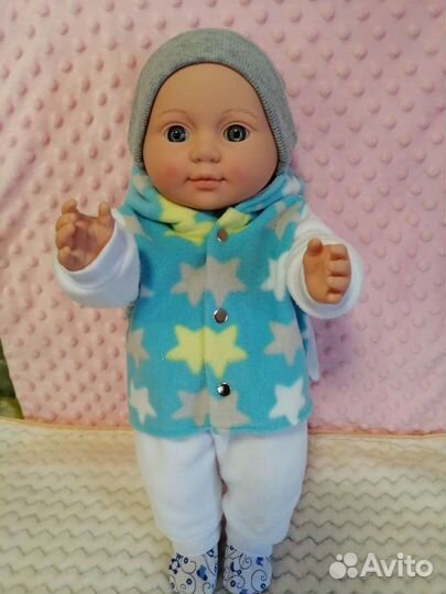 Пупс с кроваткой и новой одеждой