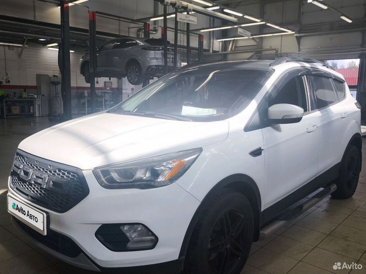 Ford Kuga 2.5 AT, 2017, 175 000 км