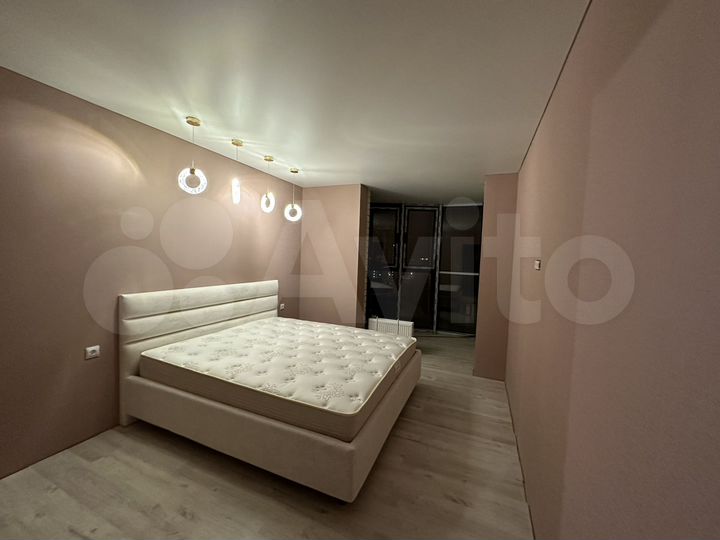 3-к. квартира, 79,2 м², 8/16 эт.