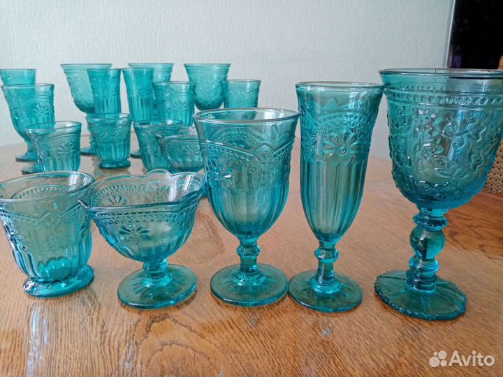 Фужеры и креманки, блюда, тарелки. Набор. 26 предм