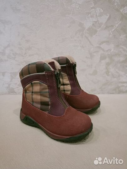 Ботинки демисезонные для девочки 25 размер